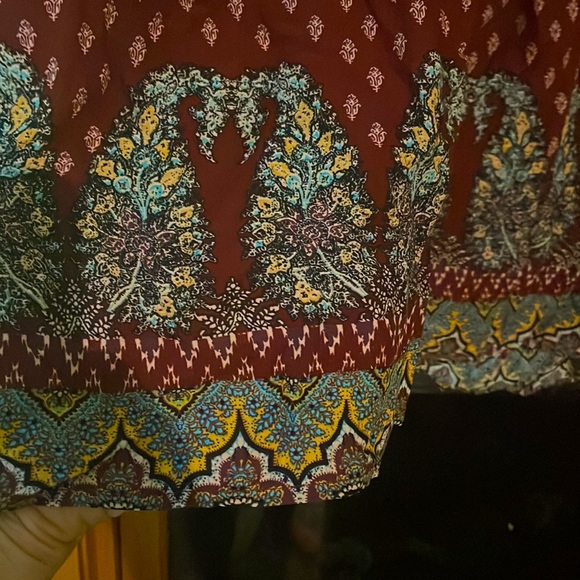 Grand & Greene cute off-shoulder patterned shirt - Picture 3 of 6